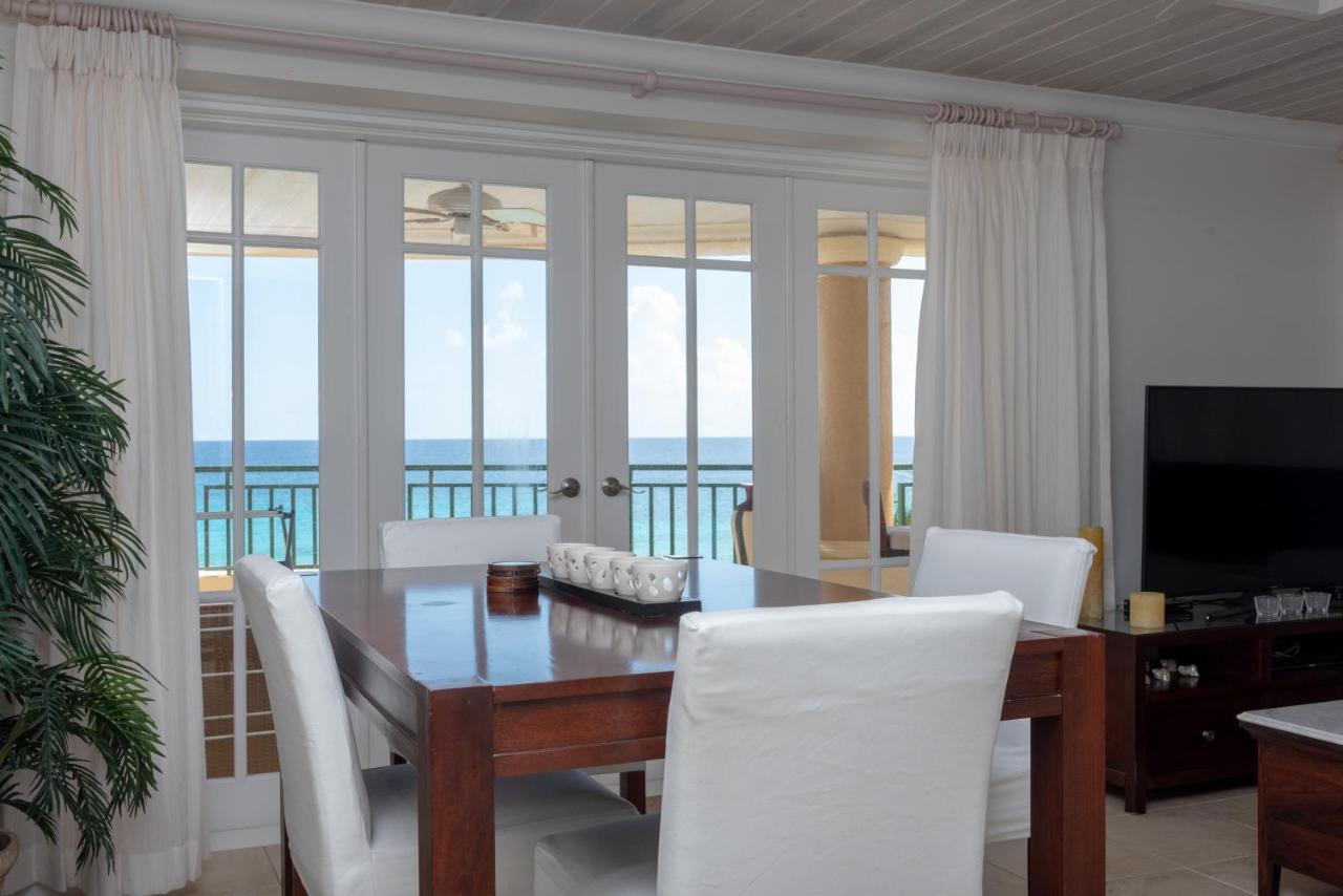 White Sands Beach Condos Крайст-Черч Экстерьер фото